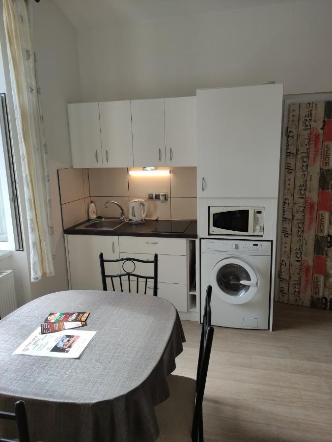 マリアーンスケー・ラーズニェApartman Friedrichsruhアパートメント エクステリア 写真